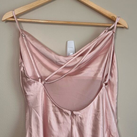 Revolve Tularosa Noah Cowl Neck Satin Mini Dress in Blush Pink Size Medium - Picture 5 of 8